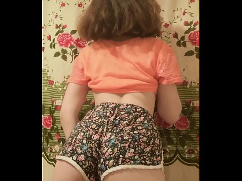 ❤️ Sexy matashin jariri yana cire guntun wando a kyamara Batsa na Rasha ﹏
